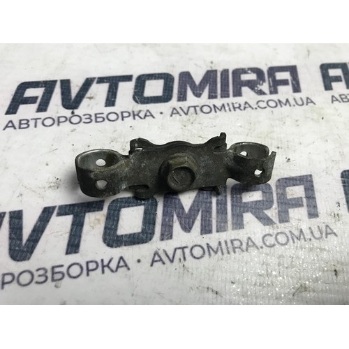 Кріплення паливних трубок Honda CR-V III 2.2CTDi 2006-2012 16635RMAE00